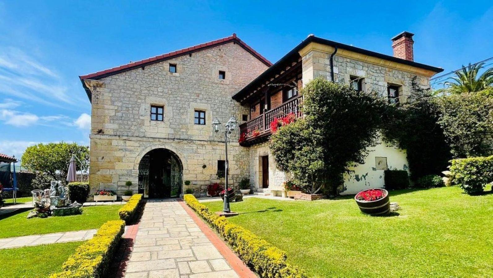 Posada La Victoria Miengo Exteriör bild